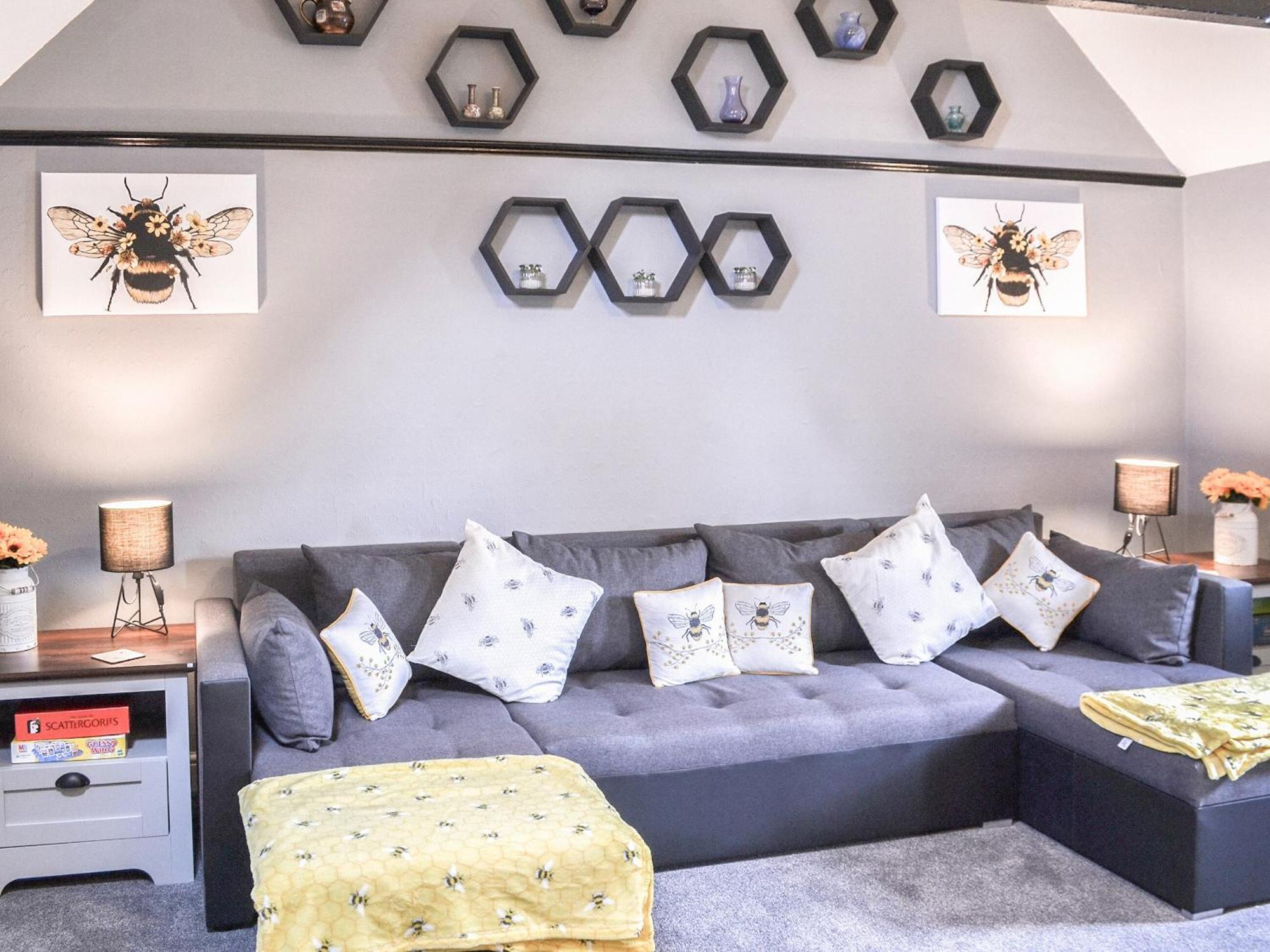 The Beehive Villa Miningsby ภายนอก รูปภาพ